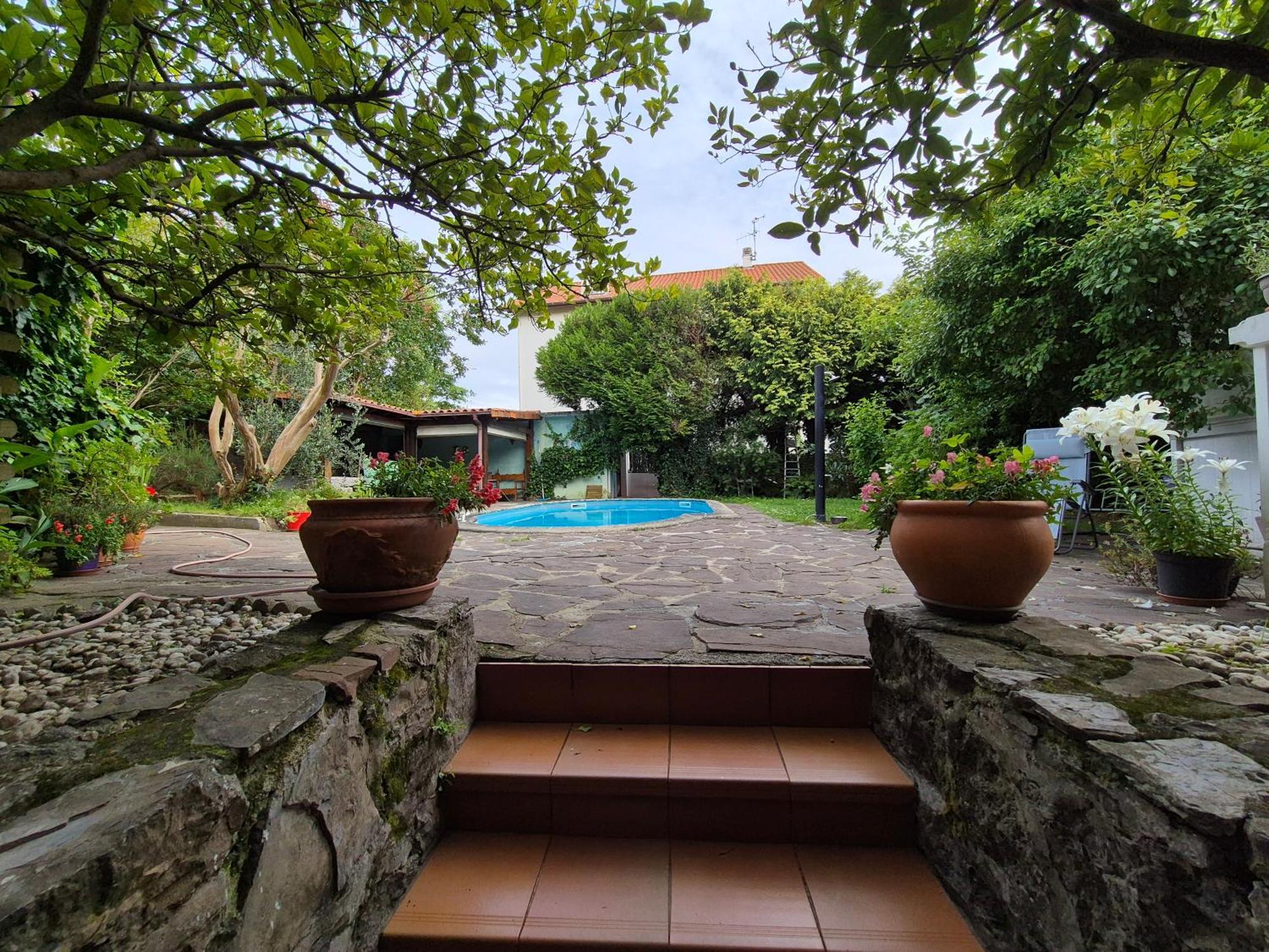 Apartment 55 M2, Sunny Garden & Pool In Villa 1905 앙다이 외부 사진